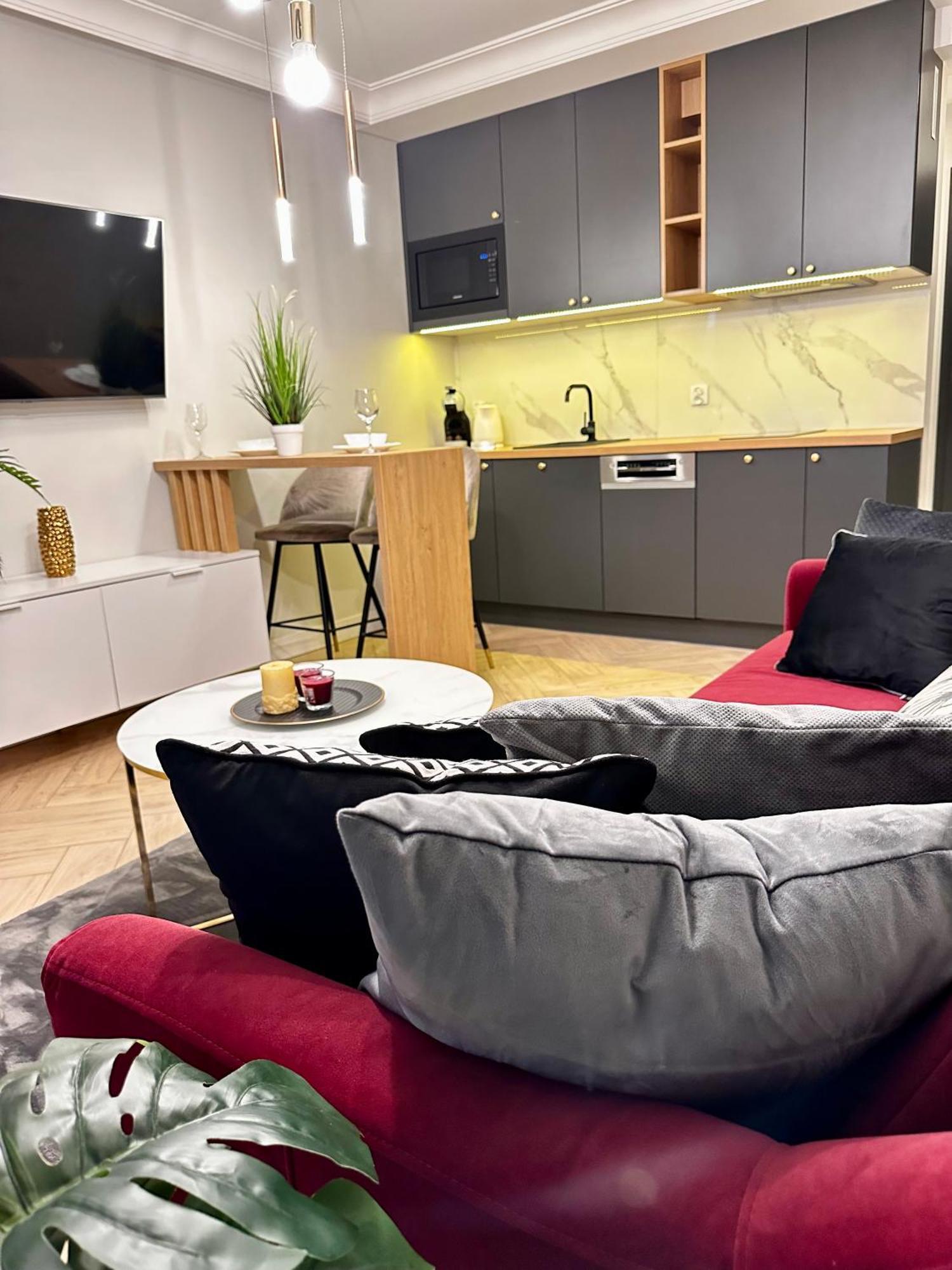 Apartamenty Kielce- Klonowa Nad Zalewem, 1-14 Osob, Faktura, Parking, Centrum Exterior foto